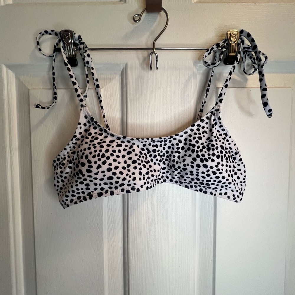 Black and White Bikini Top